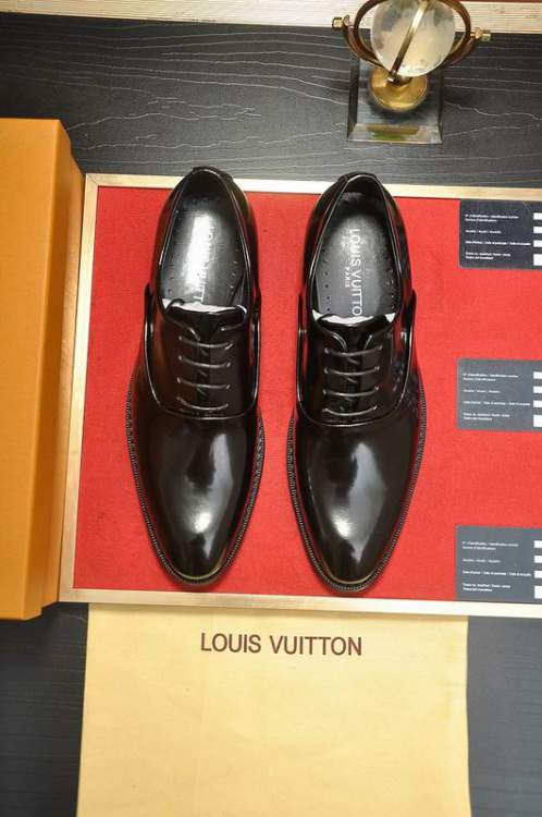 Picture of Louis Vuitton Shoes _SKULVsz38-45hnh071314612